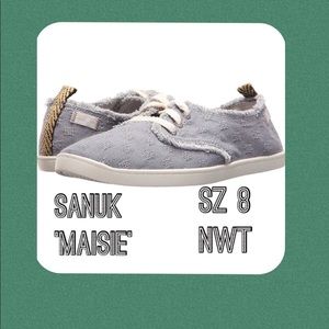 NWT Sanuk ‘Maisie’ Lace Up Oxford Sneaker sz 8